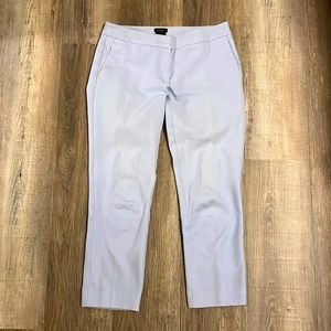 Ann Taylor Factory Curvy Cropped Pants in Cornflower Blue. Size 2.